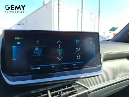 Photo 12 Peugeot 2008  Electrique 136 ch