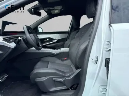 Photo 31 Peugeot 3008  Hybrid 136 e-DCS6