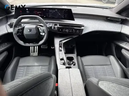 Photo 30 Peugeot 3008  Hybrid 136 e-DCS6