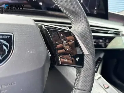 Photo 61 Peugeot 3008  Hybrid 136 e-DCS6