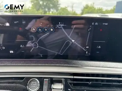 Photo 35 Peugeot 3008  Hybrid 136 e-DCS6