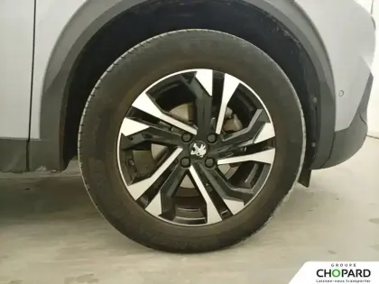 Photo 11 Peugeot 2008  PureTech 130 S&S BVM6