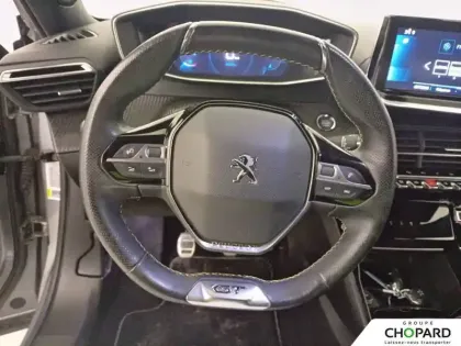 Photo 15 Peugeot 2008  PureTech 130 S&S BVM6