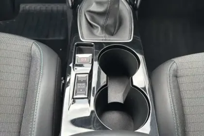 Photo 20 Peugeot 208  PureTech 100 S&S BVM6