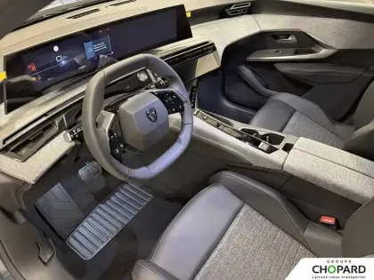 Photo 33 Peugeot 3008  Hybrid 145 e-DCS6