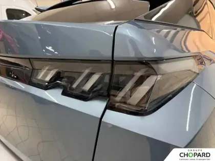 Photo 22 Peugeot 3008  Hybrid 145 e-DCS6