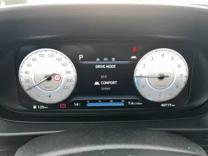 Photo 22 Hyundai I20  1.0 T-GDi 100 DCT-7 Hybrid 48V