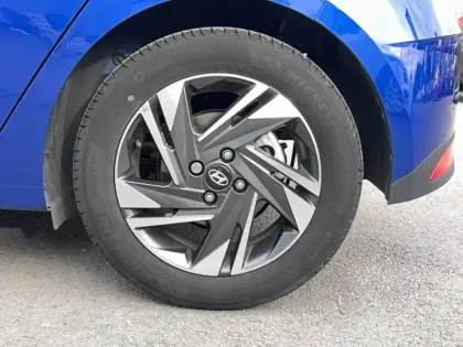 Photo 8 Hyundai I20  1.0 T-GDi 100 DCT-7 Hybrid 48V