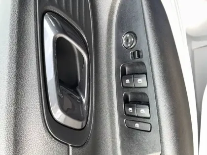 Photo 9 Hyundai I20  1.0 T-GDi 100 DCT-7 Hybrid 48V