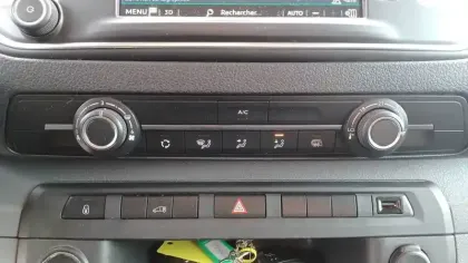 Photo 20 Citroën Jumpy  FGN M BLUEHDI 180 S&S EAT8