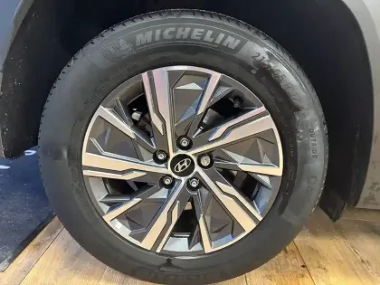 Photo 15 Hyundai Tucson  1.6 T-GDI 230 Hybrid BVA6