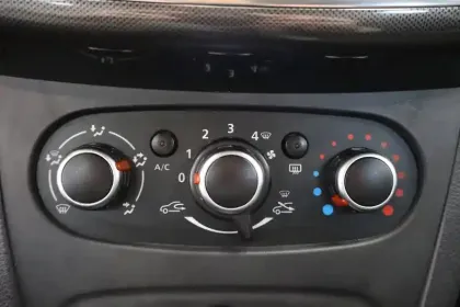 Photo 27 Dacia Sandero  TCe 90