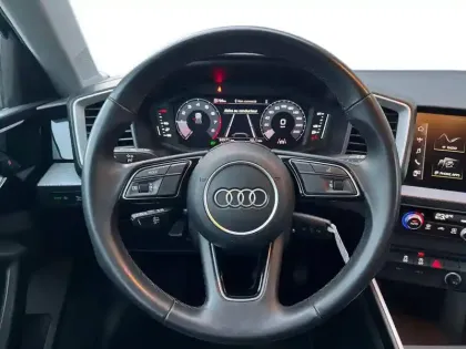 Photo 15 Audi A1  Sportback 25 TFSI 95 ch BVM5