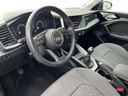 Photo 14 Audi A1  Sportback 25 TFSI 95 ch BVM5