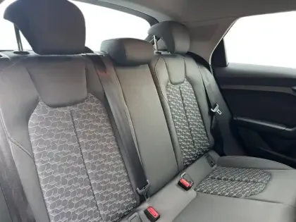 Photo 9 Audi A1  Sportback 25 TFSI 95 ch BVM5