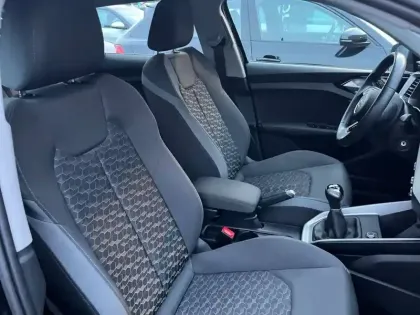 Photo 38 Audi A1  Sportback 25 TFSI 95 ch BVM5