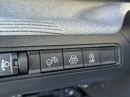 Photo 21 Citroën C3  Turbo 100 ch BVM6