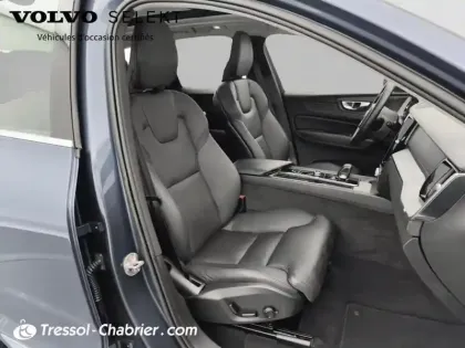 Photo 8 Volvo Xc60  T6 Recharge AWD 253 ch + 145 ch Geartronic 8 Ultimate Style Chrome