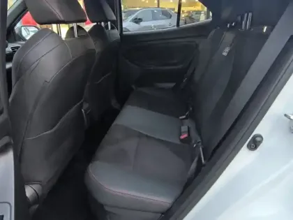 Photo 21 Toyota Yaris Hybride 1.5 HYBRID 116H GR SPORT AUTO 116 ch