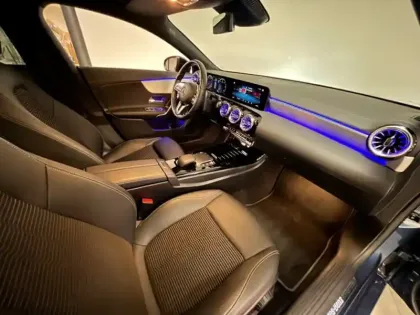 Photo 6 Mercedes CLA Coupé 200 d Progressive Line