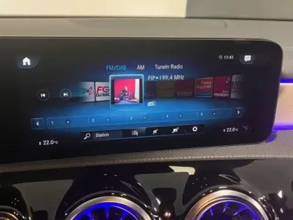 Photo 21 Mercedes CLA Coupé 200 d Progressive Line