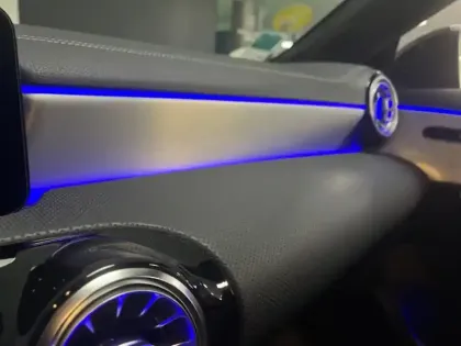 Photo 18 Mercedes CLA Coupé 200 d Progressive Line