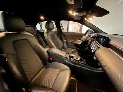 Photo 18 Mercedes Classe A 250 e Business Line