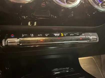 Photo 12 Mercedes Classe A 250 e Business Line