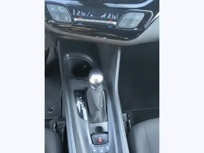 Photo 22 Toyota C-HR Hybrid Dynamic 1.8 122 ch