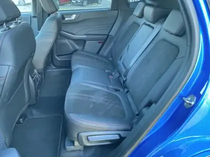 Photo 8 Ford Kuga 2.5 Duratec 243ch Hybride Rechargeable ST-Line X Powershift