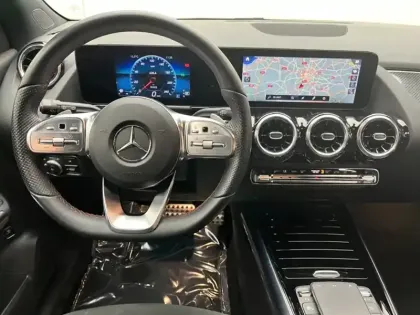 Photo 15 Mercedes GLA 200 d AMG Line