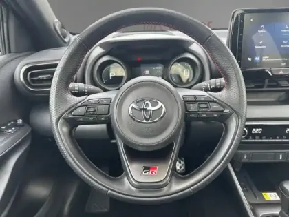 Photo 11 Toyota Yaris Hybride 116h GR SPORT