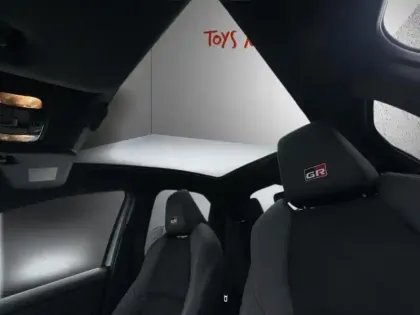 Photo 12 Toyota Yaris Hybride 116h GR SPORT