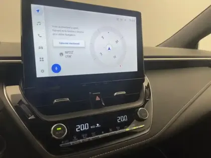 Photo 11 Toyota Corolla Hybride 1.8L 140h Design MY24