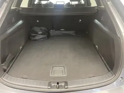 Photo 9 Toyota Corolla Hybride 1.8L 140h Design MY24