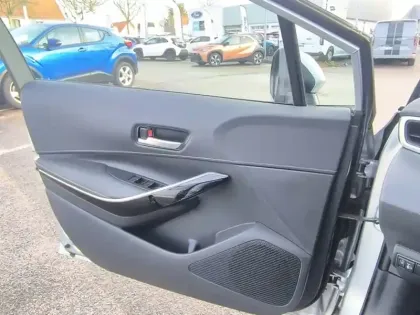 Photo 21 Toyota Corolla Hybrid Design 1.8 122 ch