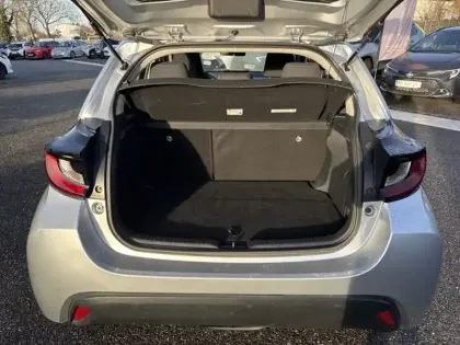 Photo 9 Toyota Yaris Hybride 116h Dynamic Business