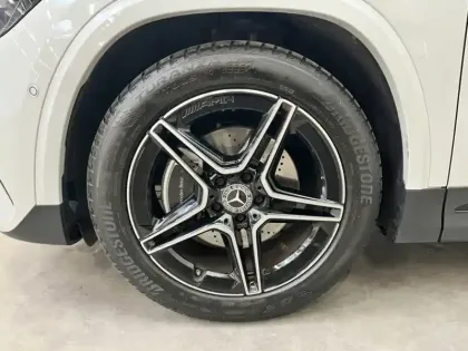 Photo 8 Mercedes GLA 200 d AMG Line