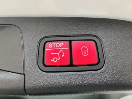 Photo 17 Mercedes GLA 200 d AMG Line