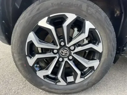 Photo 7 Toyota Yaris 1.5 HYBRID 116H DESIGN