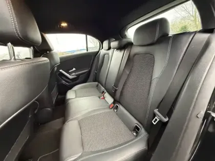 Photo 19 Mercedes Classe A 200 d Progressive Line