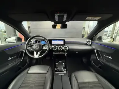 Photo 20 Mercedes Classe A 200 d Progressive Line