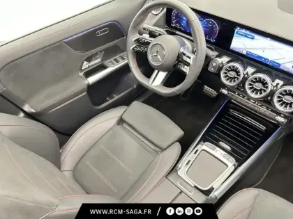 Photo 27 Mercedes GLA 200 d AMG Line