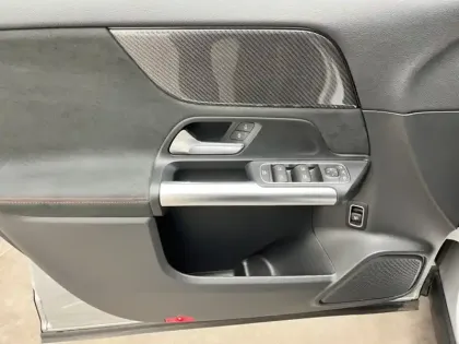 Photo 12 Mercedes GLA Gén. II (H247) Ph1 AMG Line 5