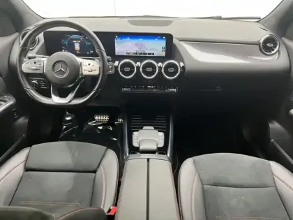 Photo 10 Mercedes GLA Gén. II (H247) Ph1 AMG Line 5