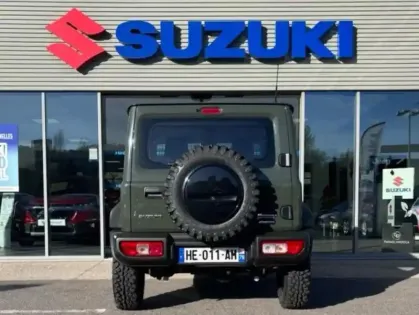 Photo 5 Suzuki Jimny  1.5 VVT Privilège
