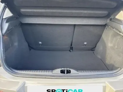 Photo 5 Citroën C3  1.2 PureTech 110ch S&S Shine Pack  EAT6