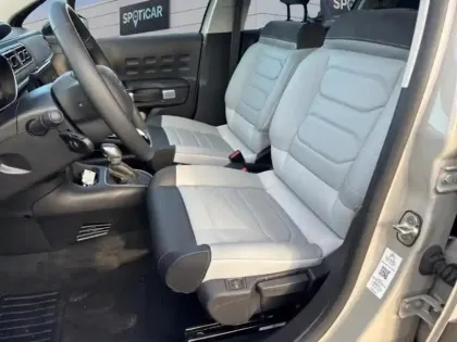 Photo 8 Citroën C3  1.2 PureTech 110ch S&S Shine Pack  EAT6