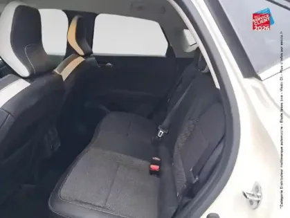 Photo 10 Renault Captur  1.3 TCe 130ch FAP Intens EDC