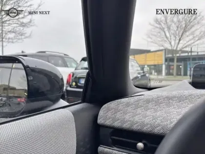 Photo 12 Mini Cooper  3 Portes C 156ch Favoured DKG7